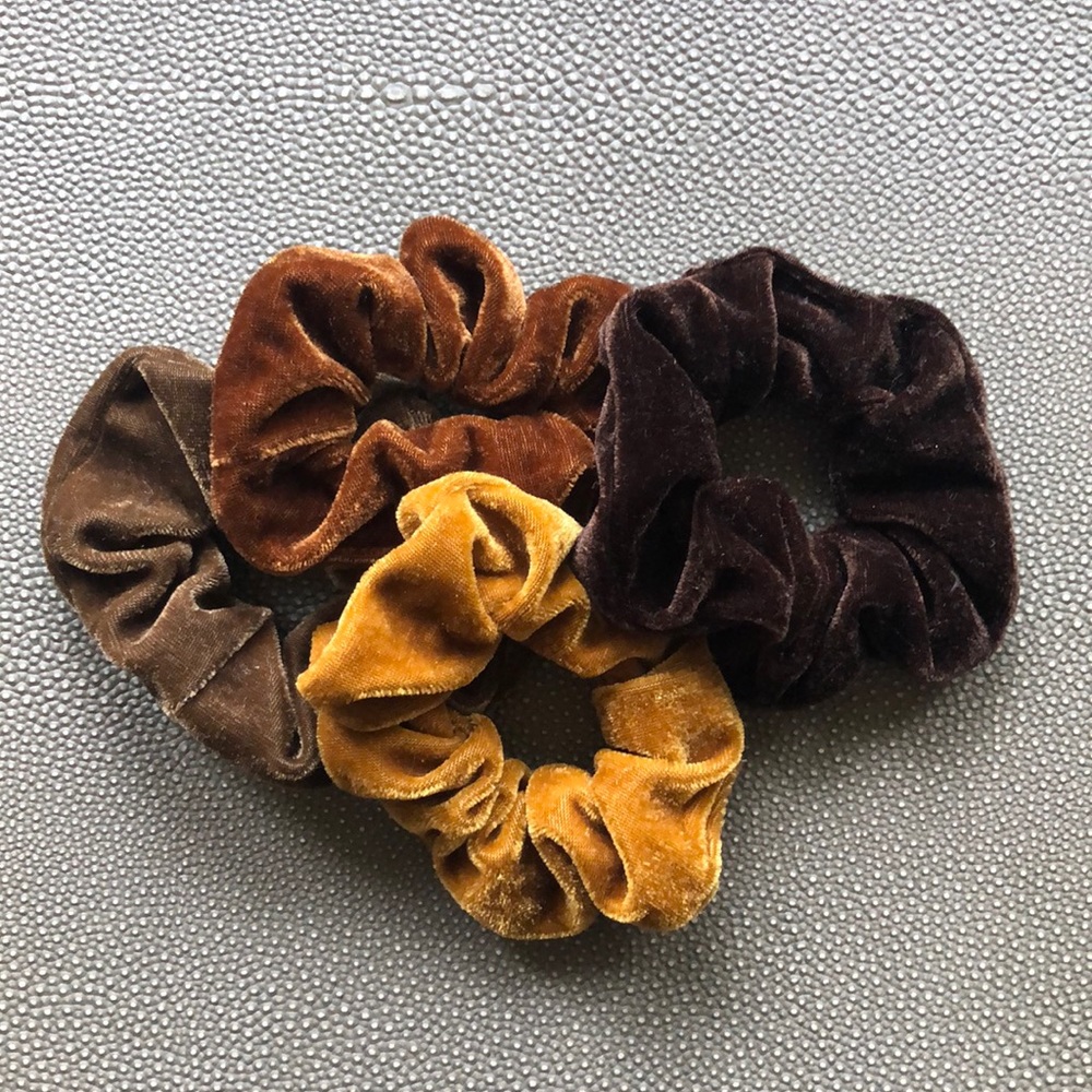Teddybear Velvet Scrunchies!